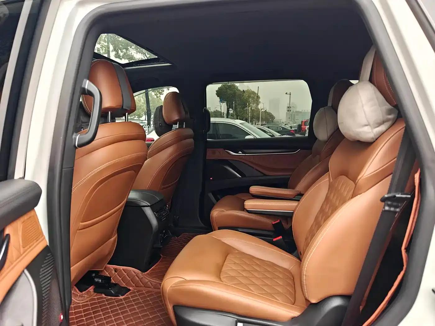SAIC MAXUS D90 Pro 2021 2.0T Diesel 4WD Lop Nur Edition 6-Seater — миниатюра 6