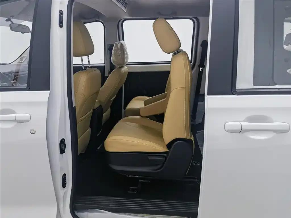 Fengguang E380 2023 Standard Edition - Comfort 7-seater — миниатюра 15