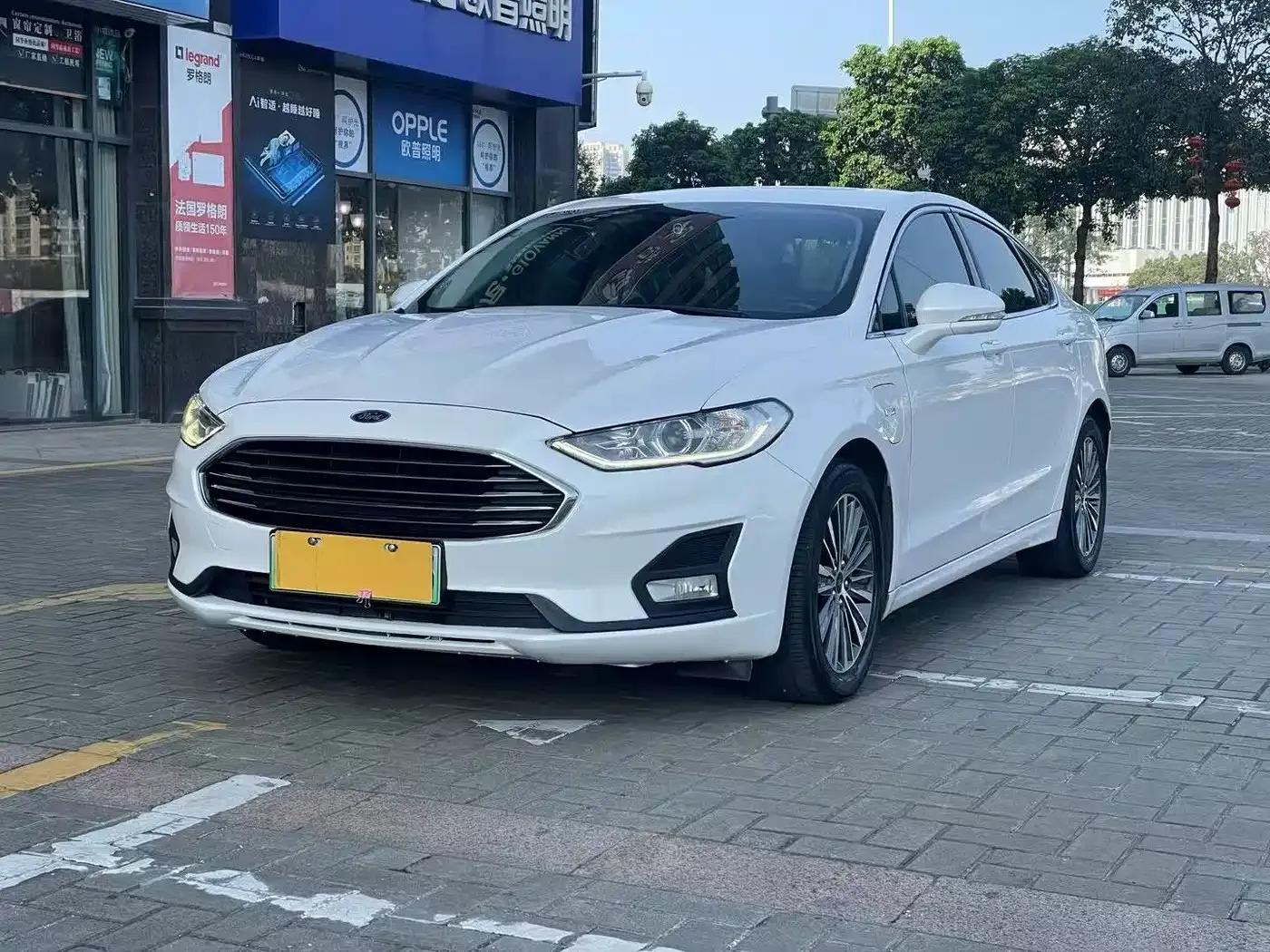 Mondeo PHEV 2018 2.0 PHEV Intelligent Control Fashion Model (National VI Emission Standard) — миниатюра 1