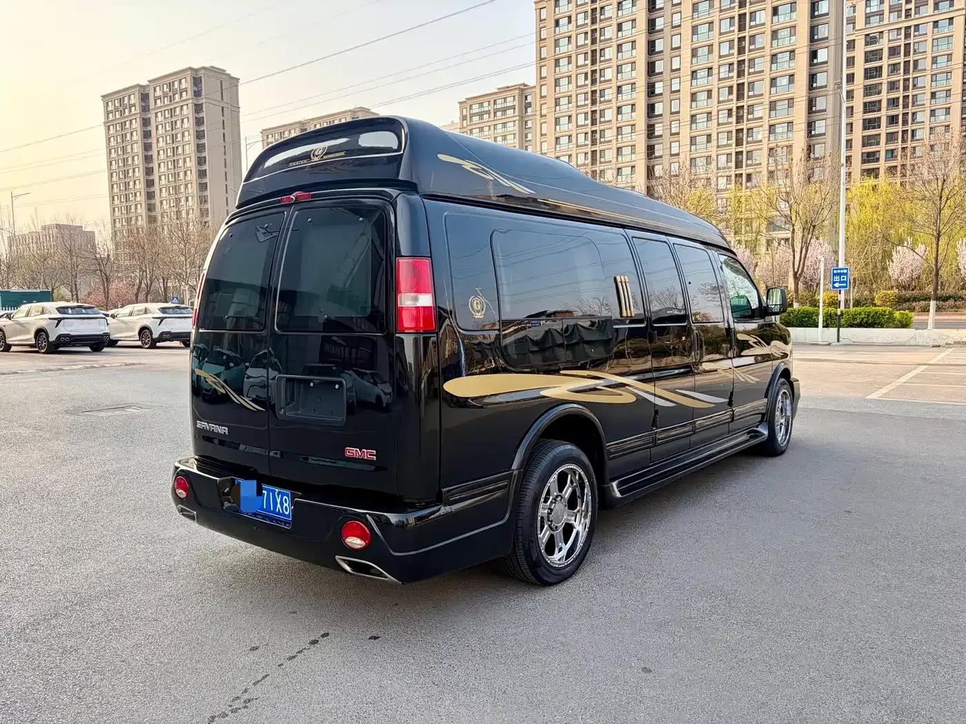 2016 SAVANA 6.0L G550L Elegant Collection Edition — миниатюра 6