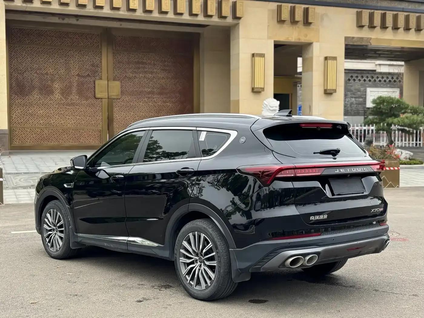Jetour X70 PRO 2023 1.6T DCT Enjoy PRO 5-seater — миниатюра 17