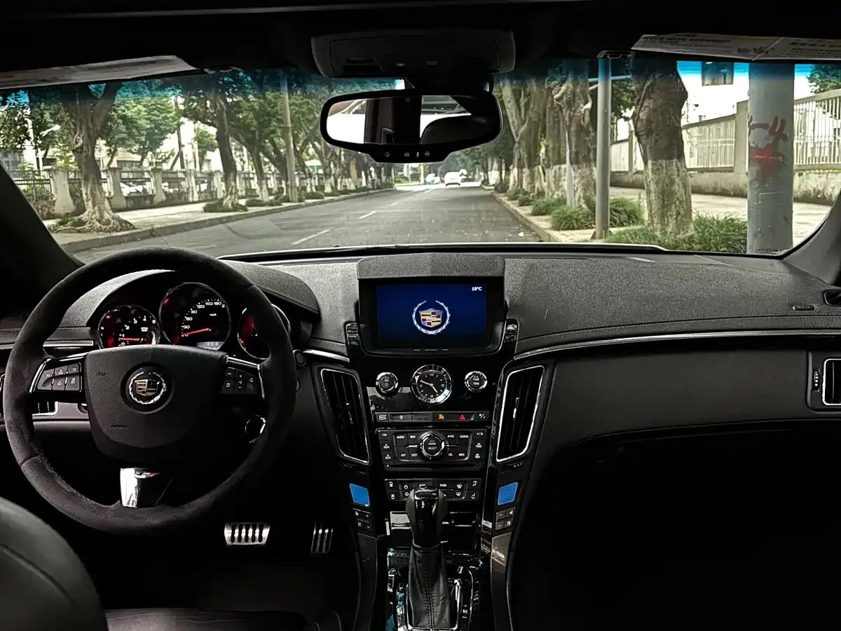 2012 Cadillac CTS (Imported) 6.2L CTS-V COUPE — миниатюра 5