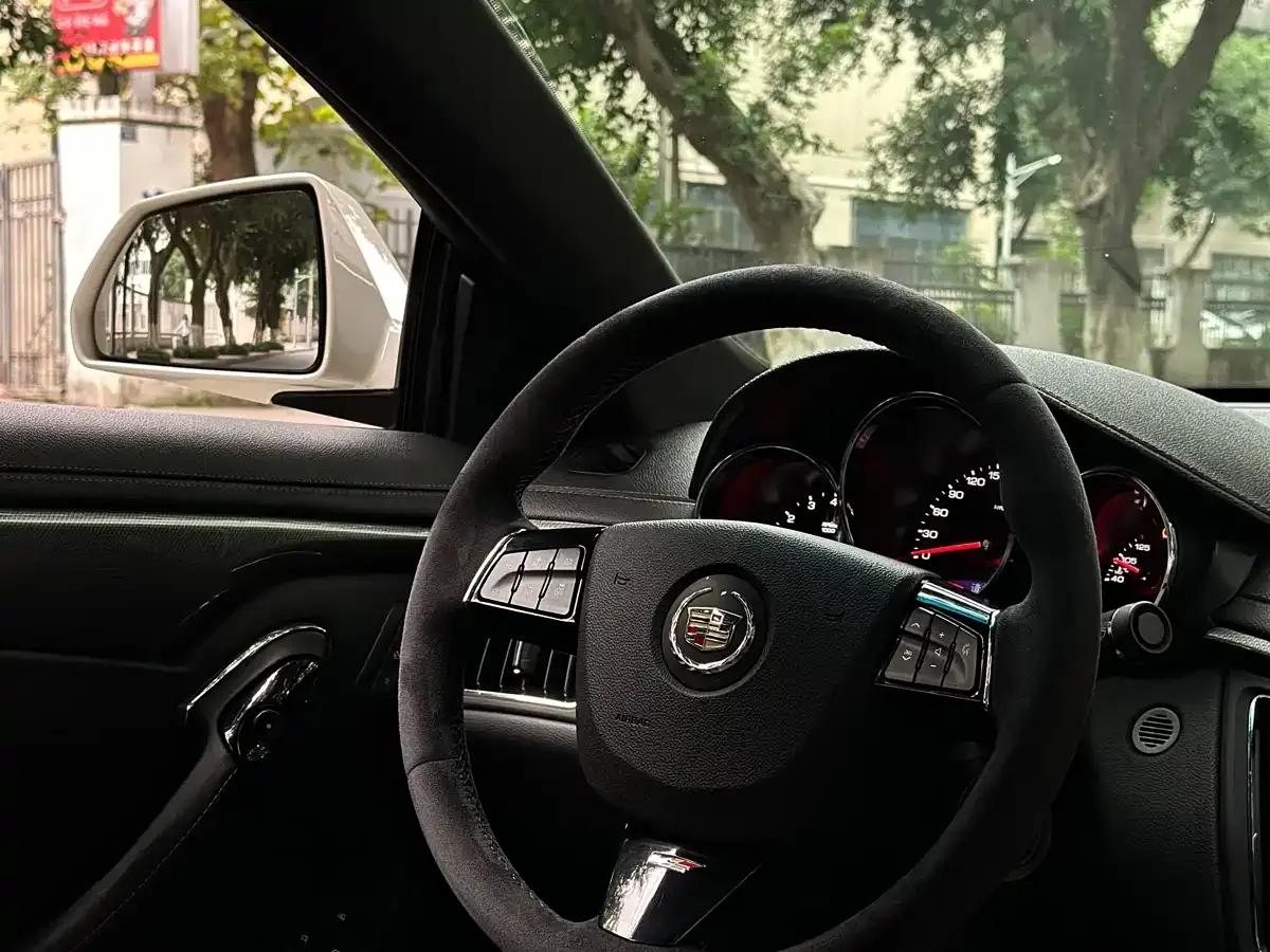 2012 Cadillac CTS (Imported) 6.2L CTS-V COUPE — миниатюра 7