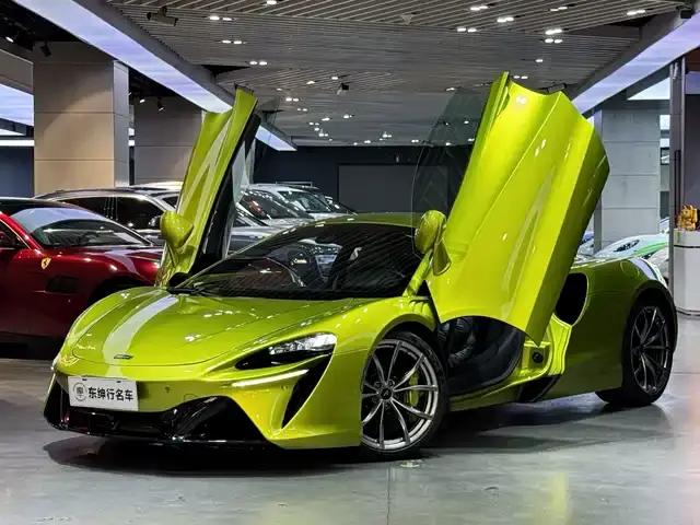 Artura 2023 3.0T Hybrid Standard Model