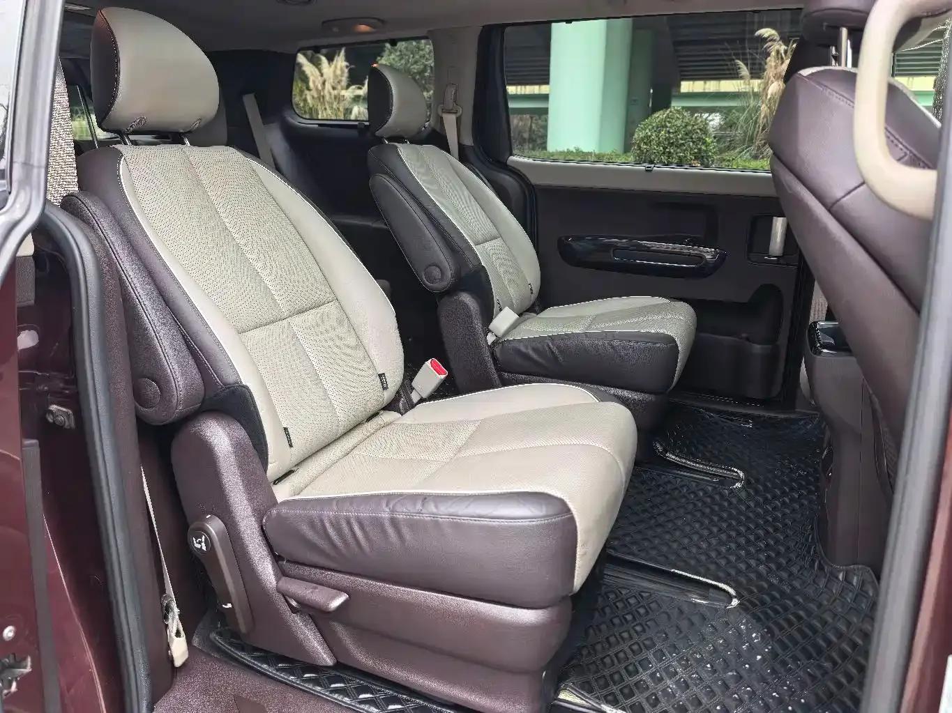 Carnival (Imported) 2015 3.3GDI Flagship Edition (National IV Emission Standard) — миниатюра 14