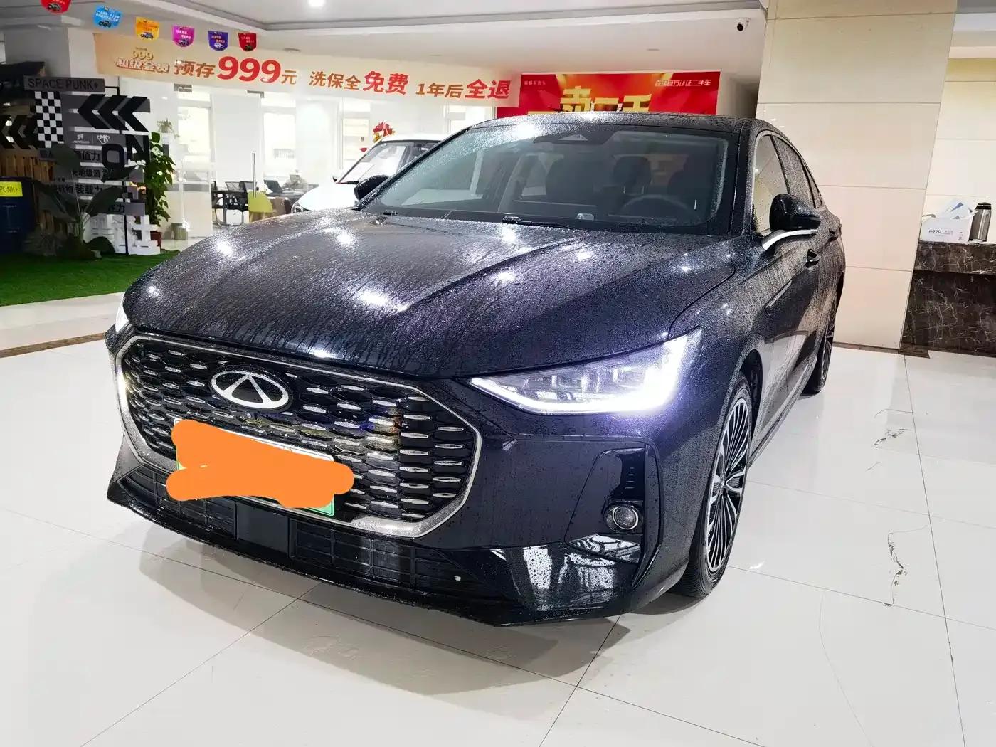 Fengyun A8L 2025 1.5TGDI 145km Luxury Edition — миниатюра 1