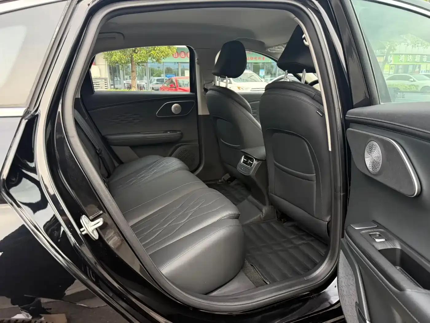 Fengyun A8L 2025 1.5TGDI Comfort Model (145km/h) — миниатюра 10