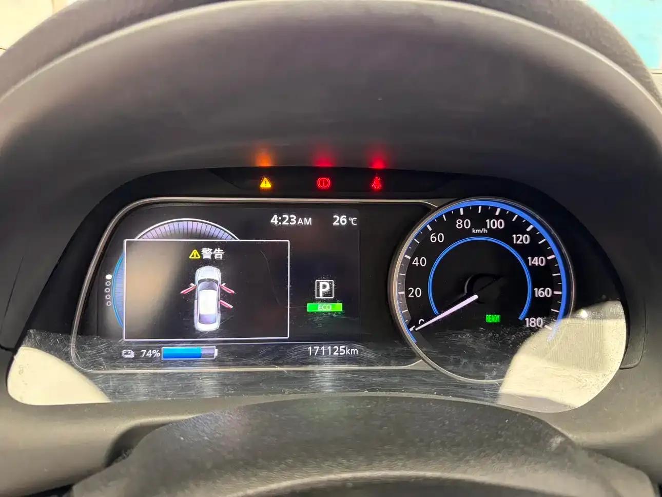 Nissan Sylphy EV 2018 Smart Edition — миниатюра 11
