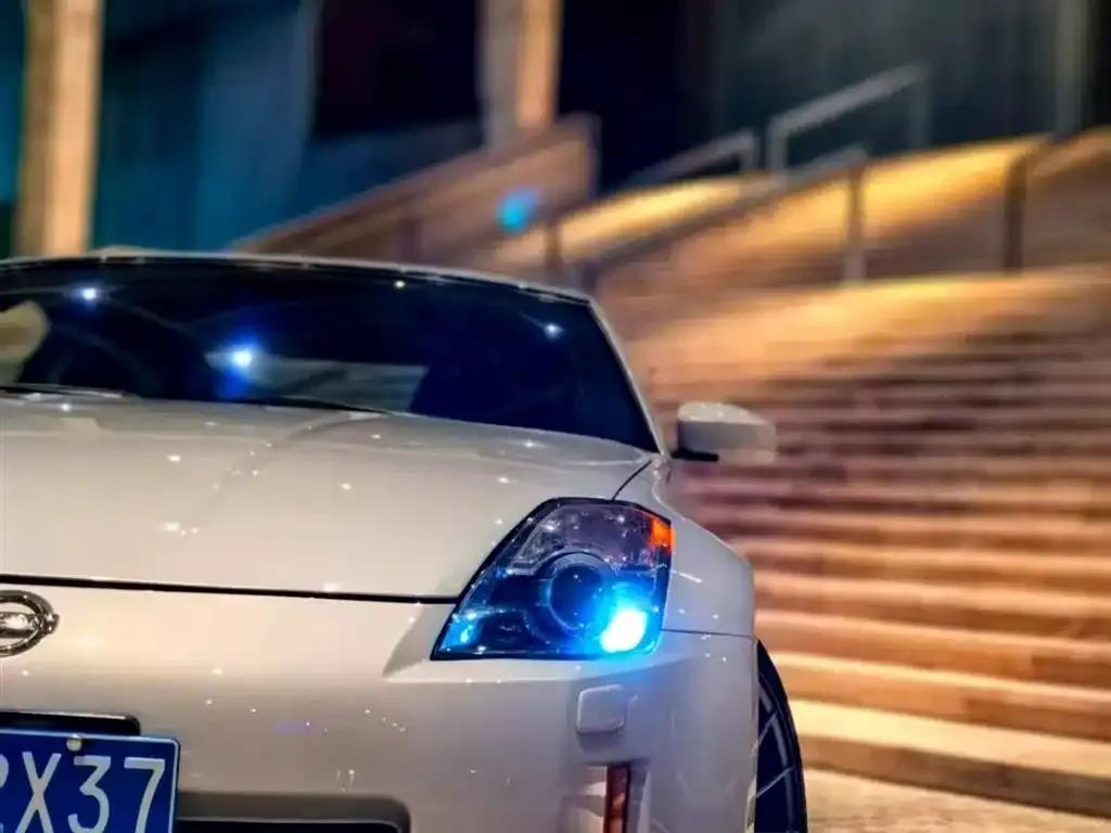 Nissan 350Z 2006 3.5 MT — миниатюра 3