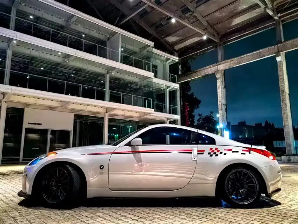 Nissan 350Z 2006 3.5 MT — миниатюра 5