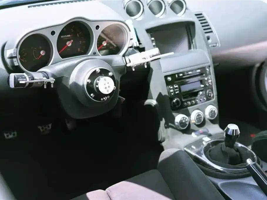 Nissan 350Z 2006 3.5 MT — миниатюра 6