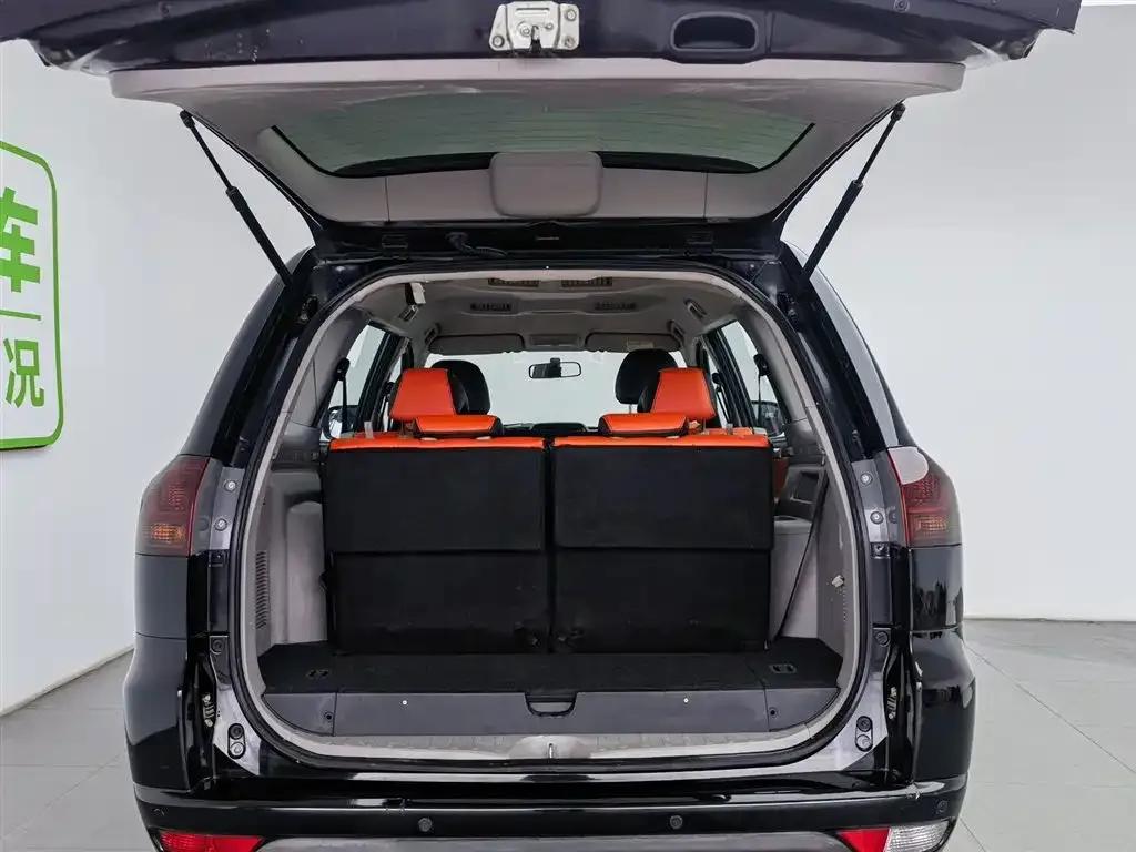 2013 Pajero Sport 3.0L Automatic 4WD Executive Edition — миниатюра 16