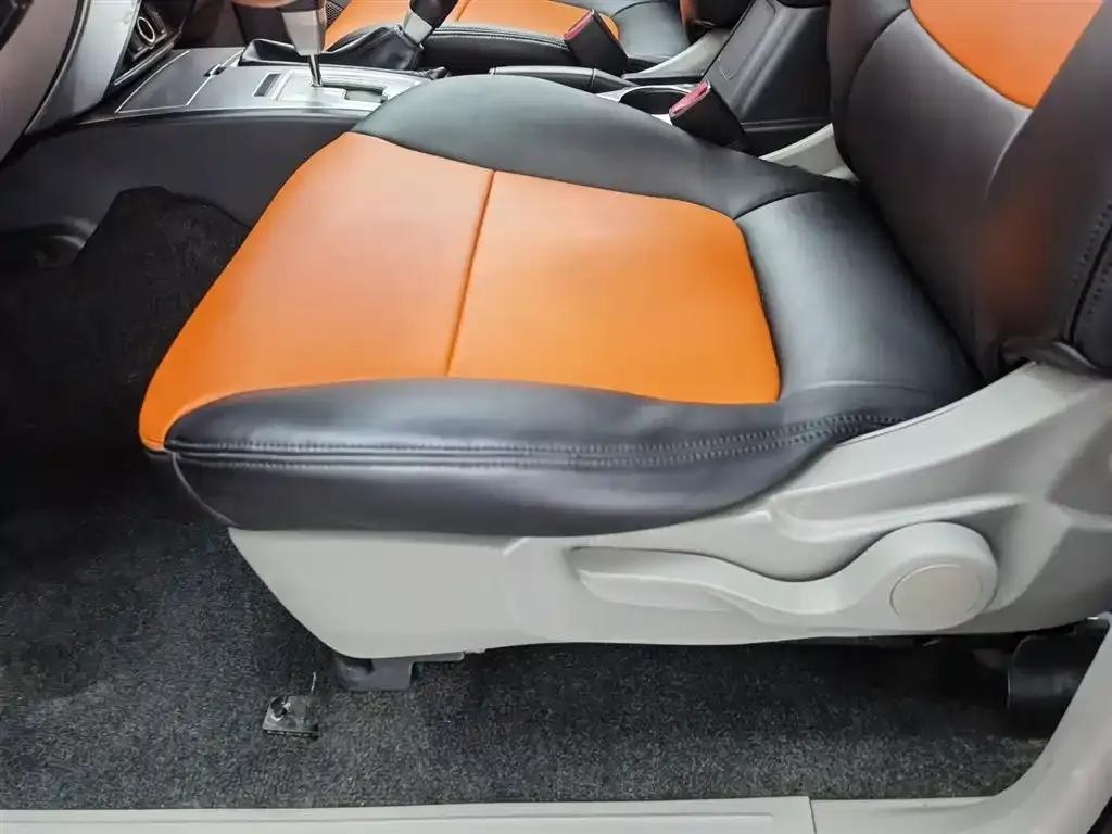 2013 Pajero Sport 3.0L Automatic 4WD Executive Edition — миниатюра 20
