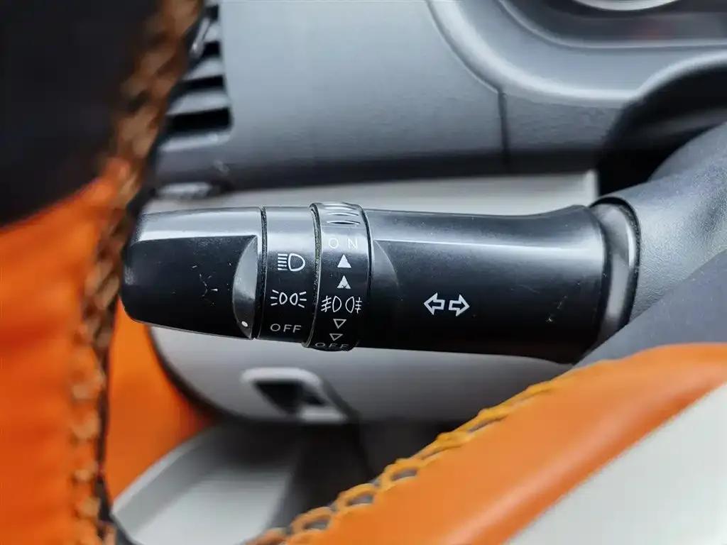 2013 Pajero Sport 3.0L Automatic 4WD Executive Edition — миниатюра 21