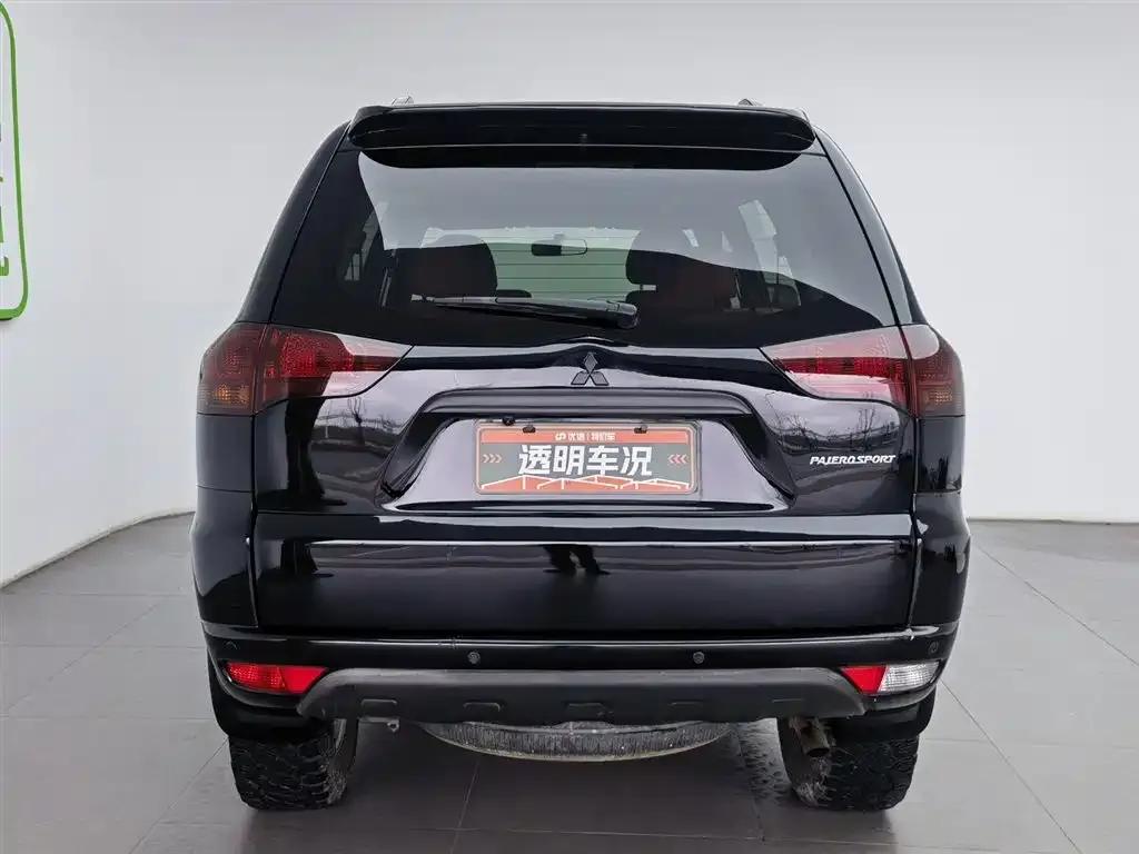 2013 Pajero Sport 3.0L Automatic 4WD Executive Edition — миниатюра 4