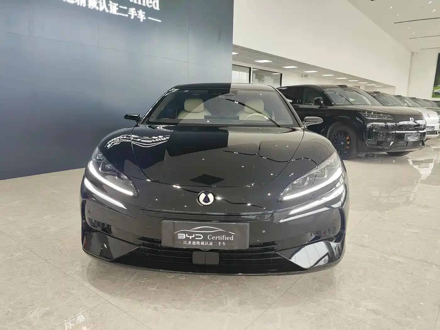 Denza Z9 2024 Model, 1100km Range, 4WD Ultra Edition — миниатюра 2