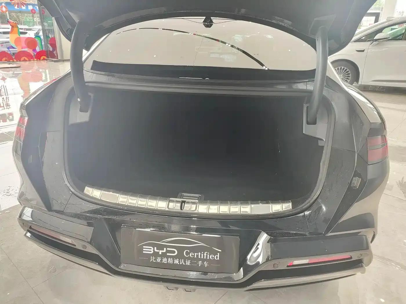 Denza Z9 2024 Model, 1100km Range, 4WD Ultra Edition — миниатюра 8