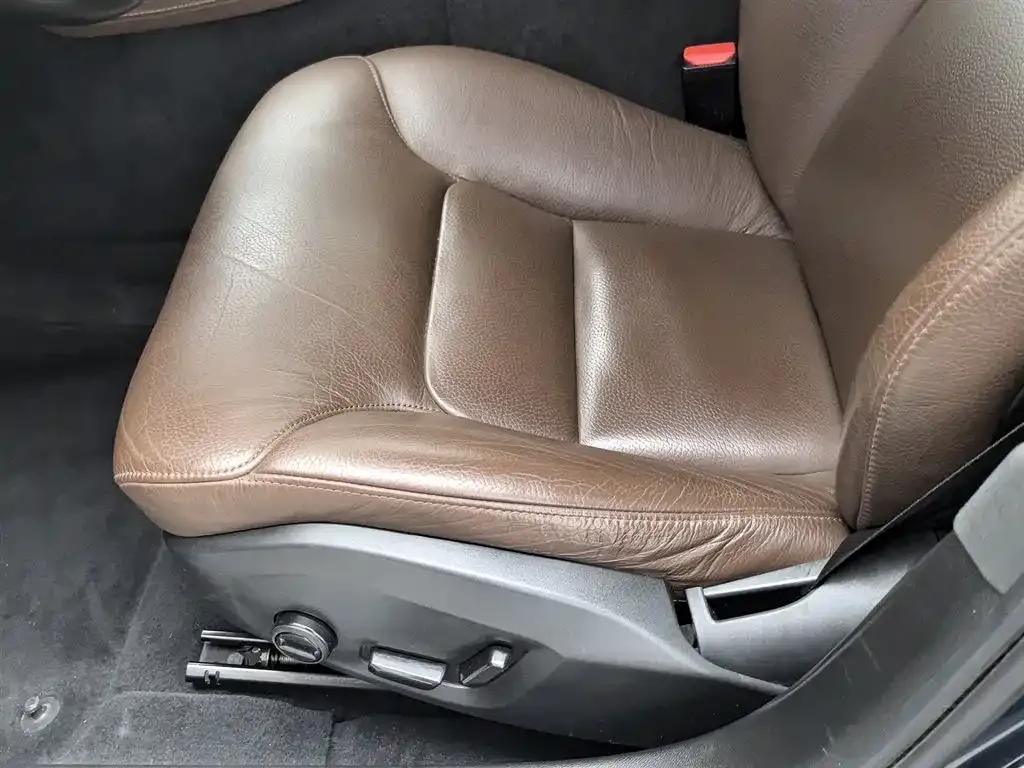 2022 Volvo S60 Plug-in Hybrid Facelift T8 E-Drive Hybrid AWD Inscription Luxury Edition — миниатюра 20