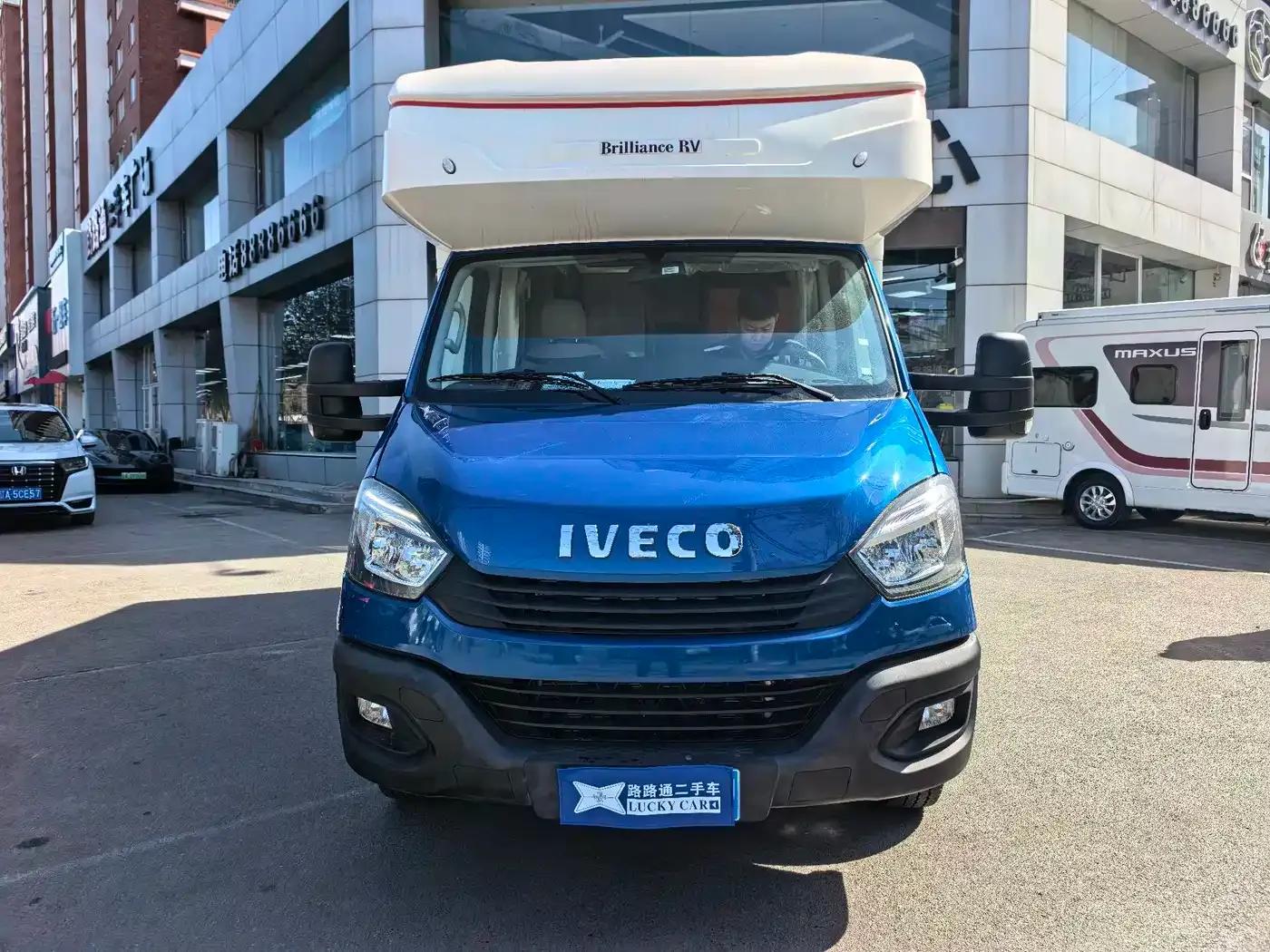 Tuoruister C-type single-slide-out motorhome, 2019 model, 3.0T manual transmission. — миниатюра 2
