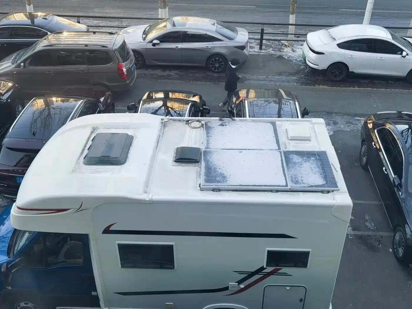 Tuoruister C-type single-slide-out motorhome, 2019 model, 3.0T manual transmission. — миниатюра 19