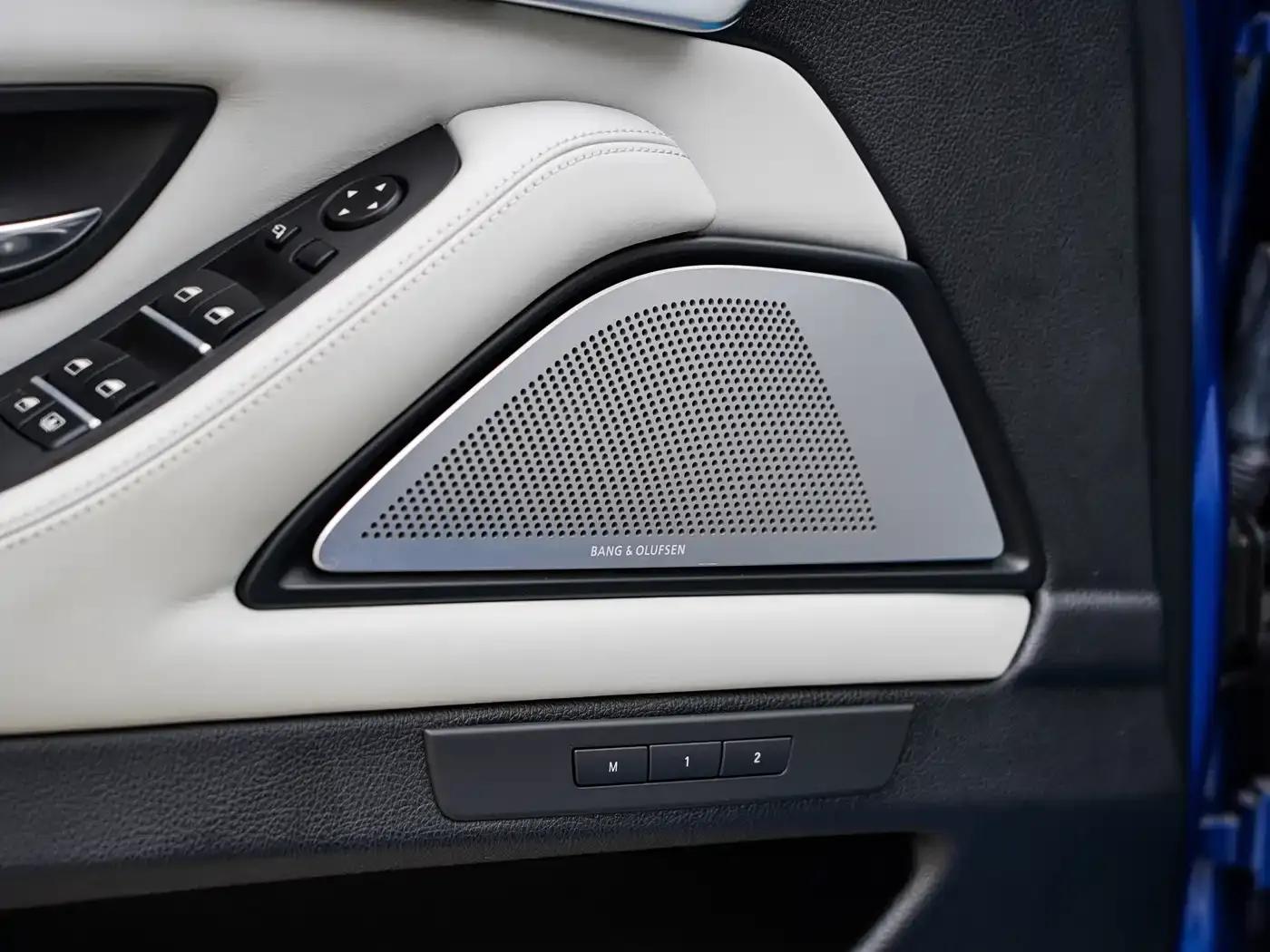 2012 BMW M5 — миниатюра 12