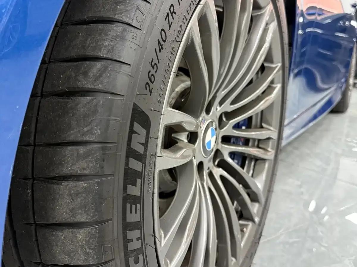 2012 BMW M5 — миниатюра 25