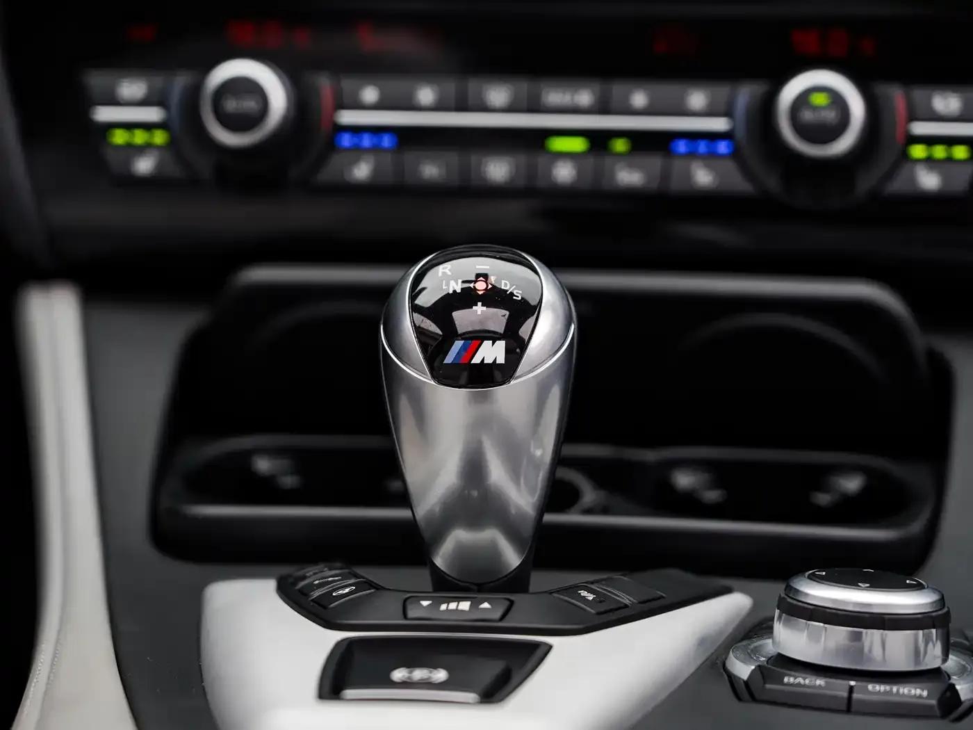 2012 BMW M5 — миниатюра 33