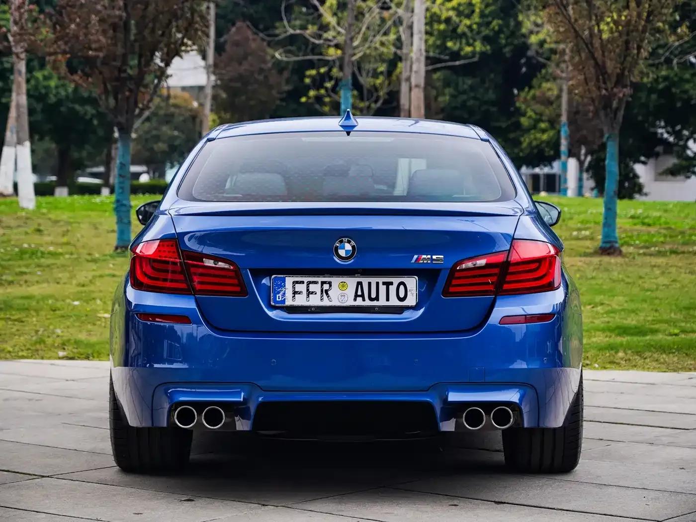 2012 BMW M5 — миниатюра 6
