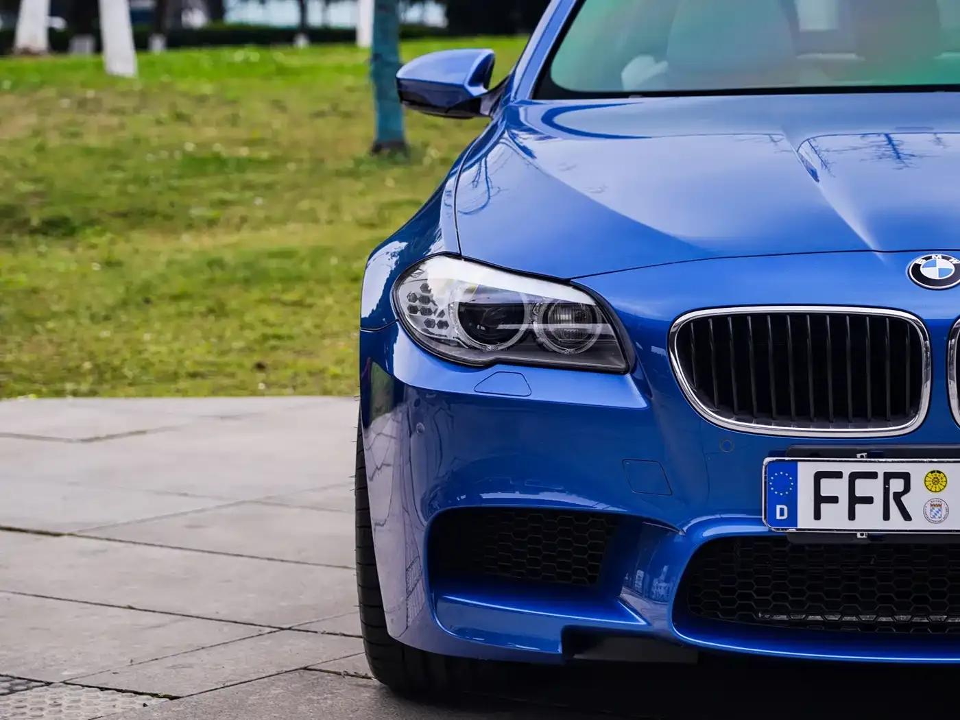 2012 BMW M5 — миниатюра 53