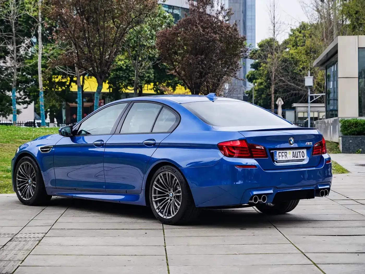 2012 BMW M5 — миниатюра 7