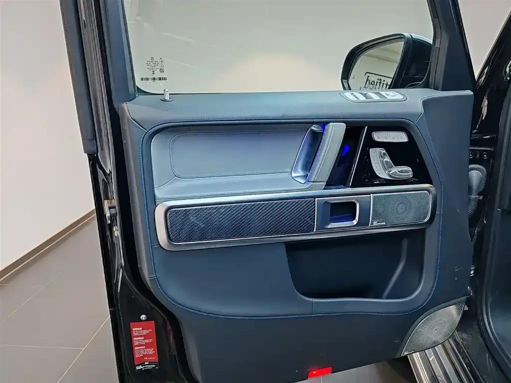 Mercedes-Benz G-Class PHEV 2025 G580 First Edition — миниатюра 13