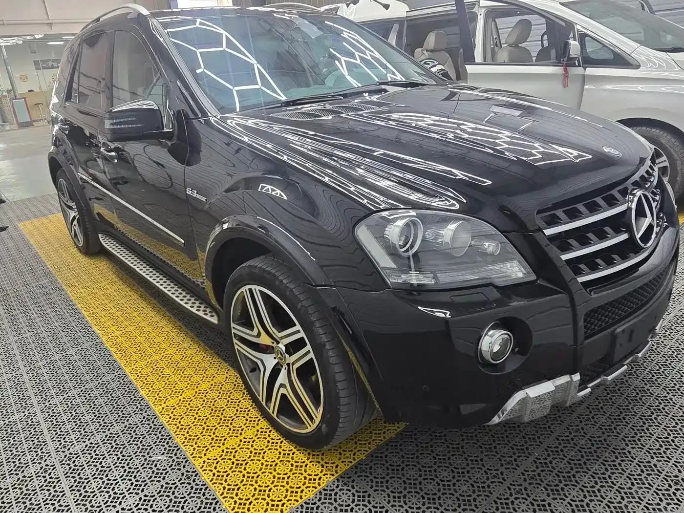 2011 Mercedes-Benz M-Class AMG ML 63 — миниатюра 5