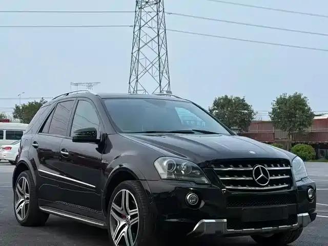 2011 Mercedes-Benz M-Class AMG ML 63