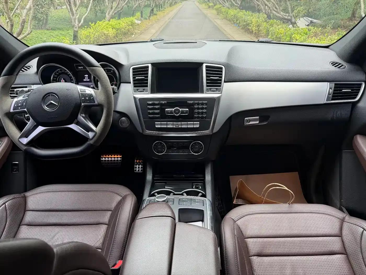 2014 Mercedes-Benz M-Class AMG ML 63 — миниатюра 7