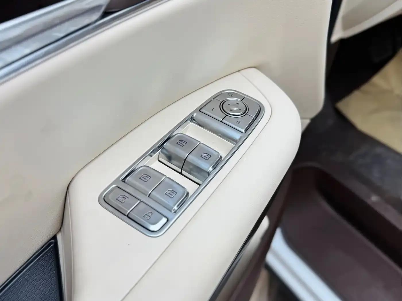 Bestune M9 2023 2.0T Premium Edition — миниатюра 7