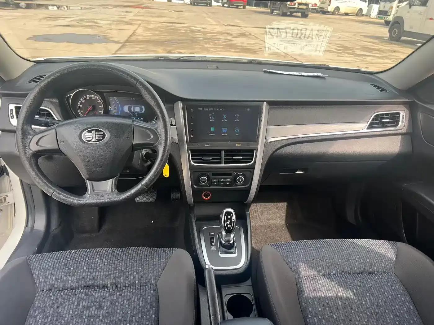 Bestune B30EV 2019 EV400 — миниатюра 4
