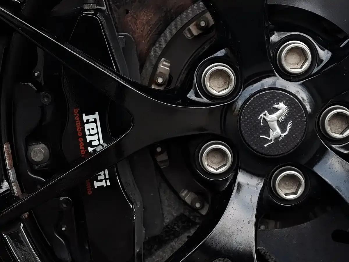 Ferrari 599 2011 GTO — миниатюра 13