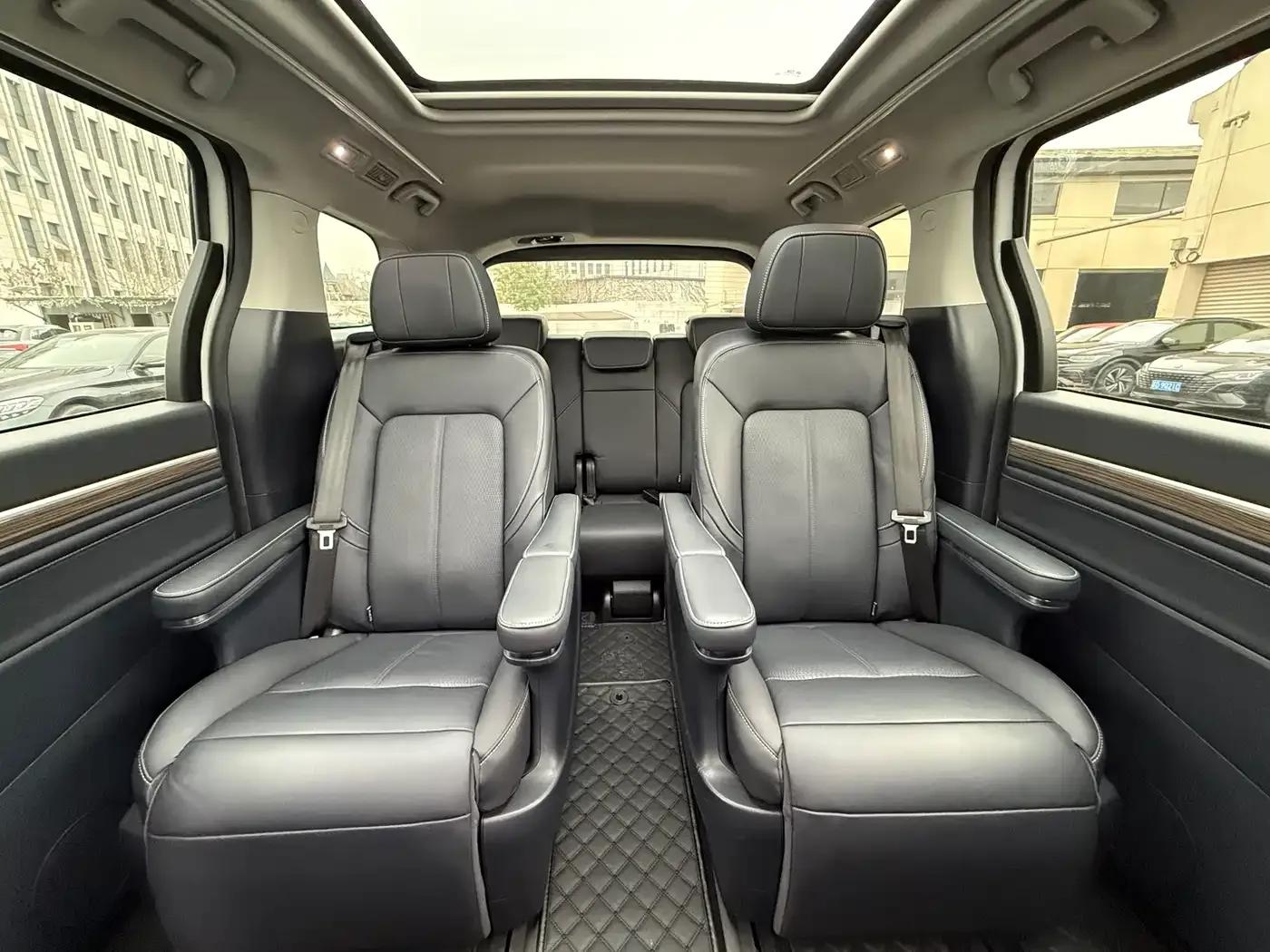 Trumpchi M8 2023 Leading Series 390T Premium Edition — миниатюра 19