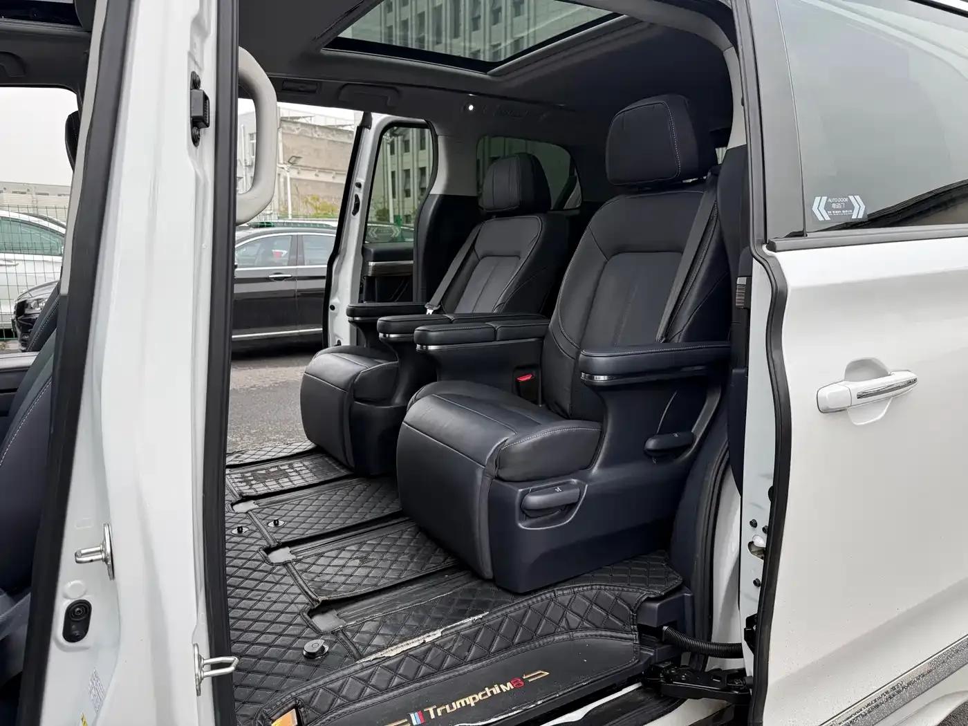 Trumpchi M8 2023 Leading Series 390T Premium Edition — миниатюра 21