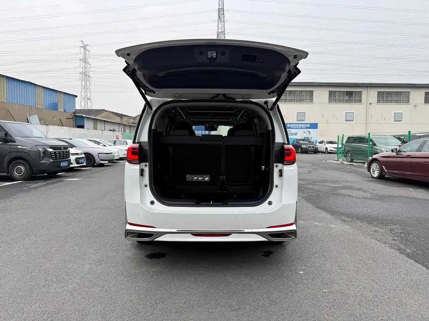 Trumpchi M8 2023 Leading Series 390T Premium Edition — миниатюра 25