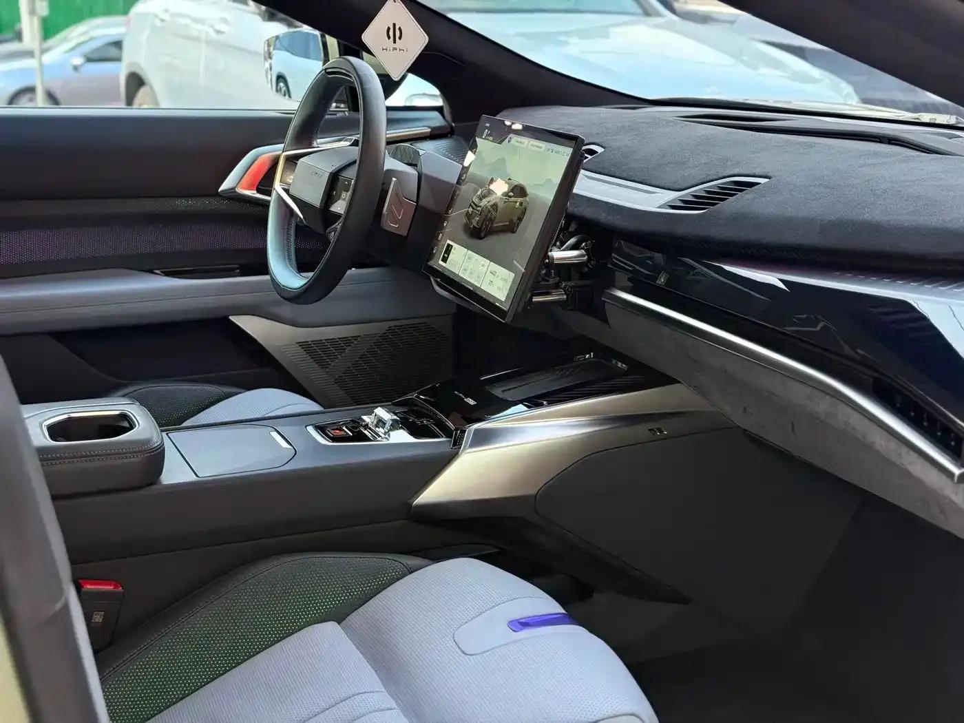 HiPhi Z 2023 Five-Seat Version — миниатюра 15