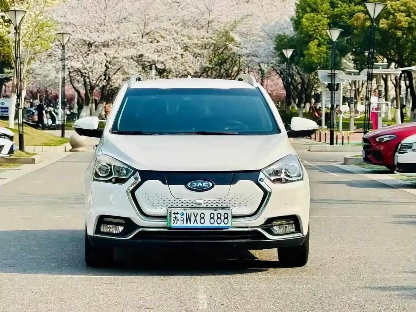 JAC iEV7S 2018 Smart Edition — миниатюра 2