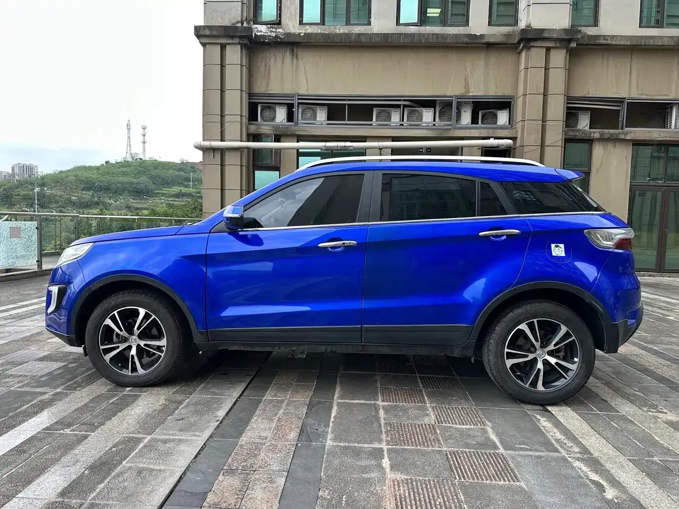 Yusheng S330 2016 1.5L GTDi Automatic 2WD Premium Edition — миниатюра 3