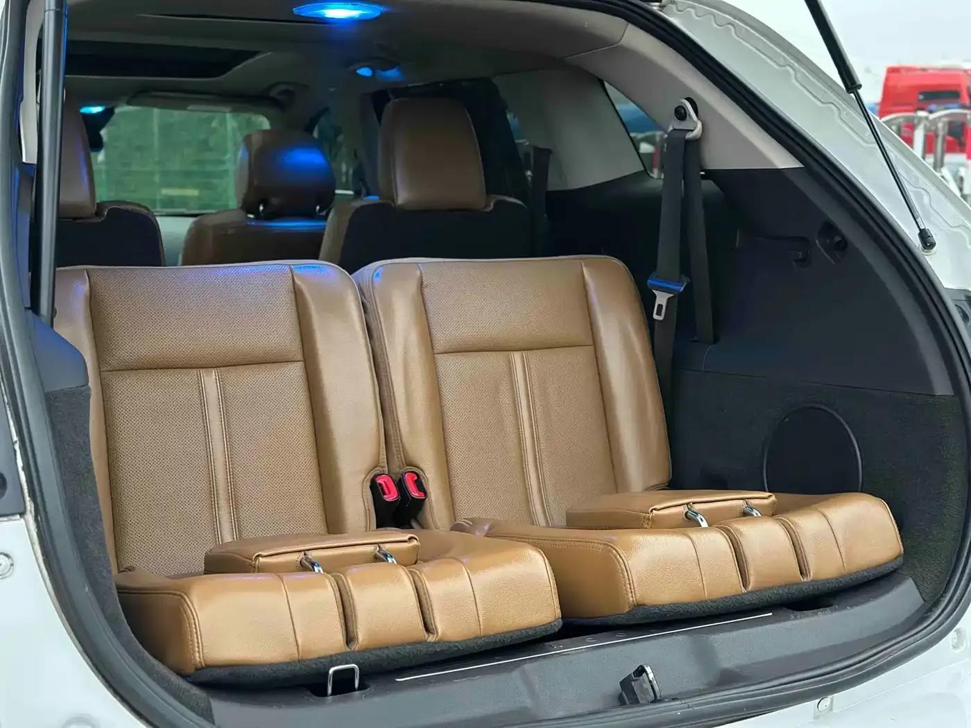 2010 Lincoln MKT 3.5T EcoBoost AWD — миниатюра 20