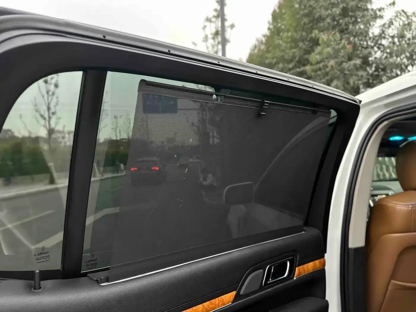 2010 Lincoln MKT 3.5T EcoBoost AWD — миниатюра 22