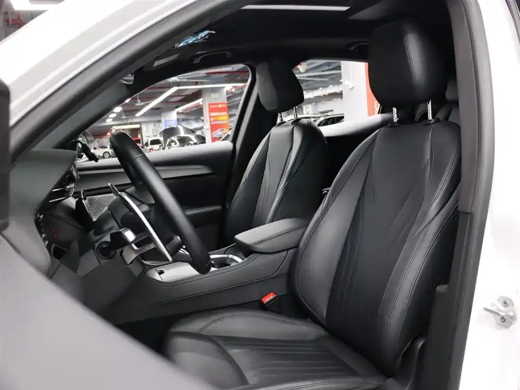 2023 Grecale 2.0T GT — миниатюра 8