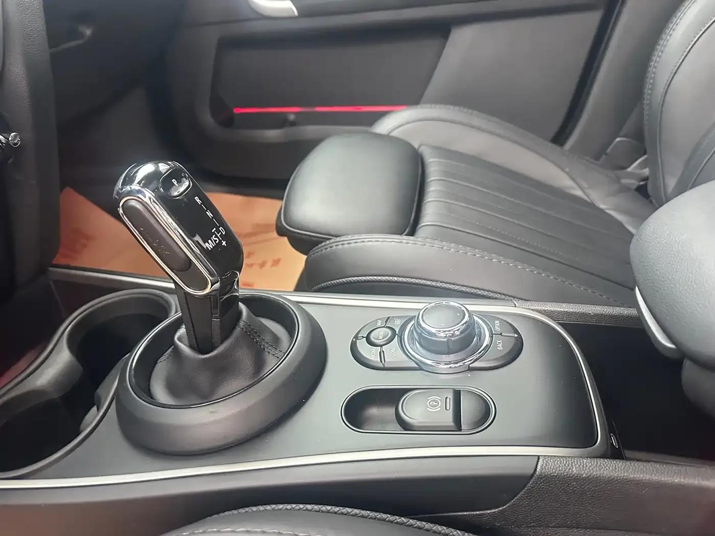MINI JCW COUNTRYMAN 2023 2.0T JOHN COOPER WORKS — миниатюра 7