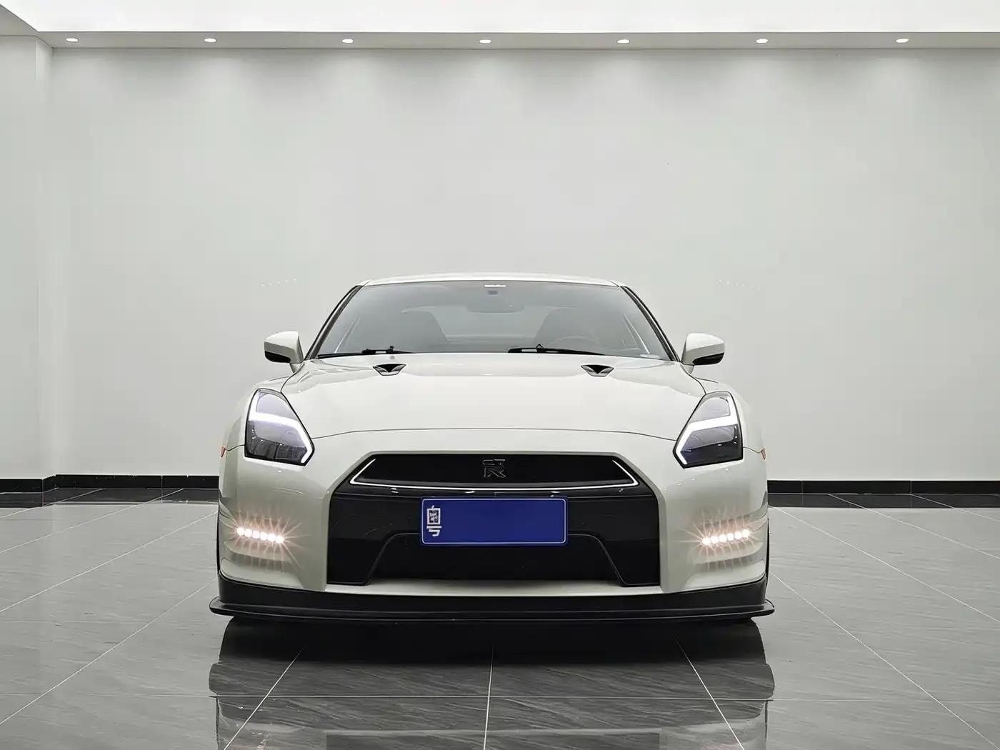 2012 Nissan GT-R 3.8T Premium Edition — миниатюра 2