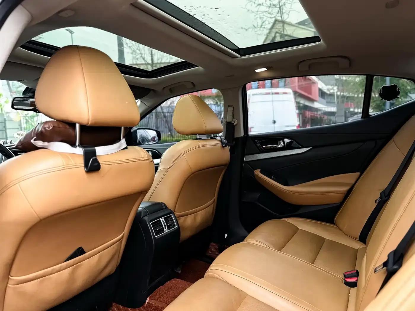 2016 Nissan Maxima 2.5L XL Luxury Edition — миниатюра 12