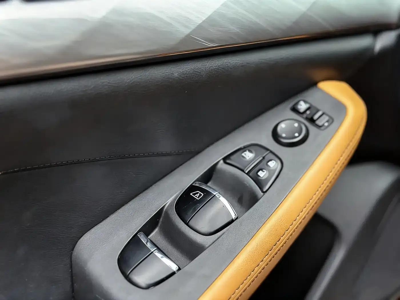 2016 Nissan Maxima 2.5L XL Luxury Edition — миниатюра 30
